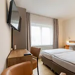 Bamberger Hof, Garni 2*